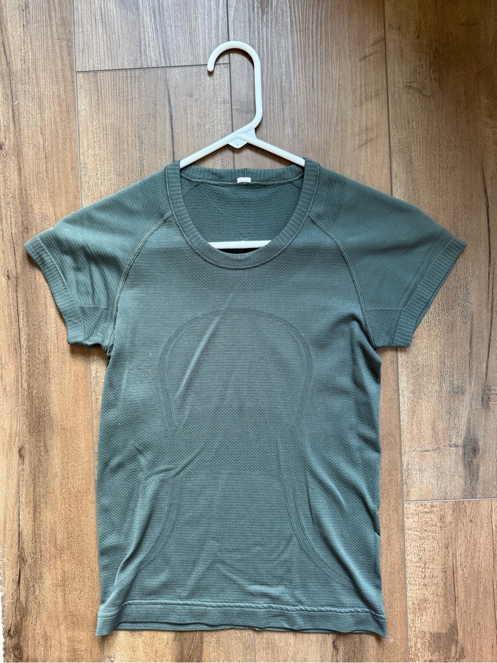 Lululemon Swiftly Tech Tee